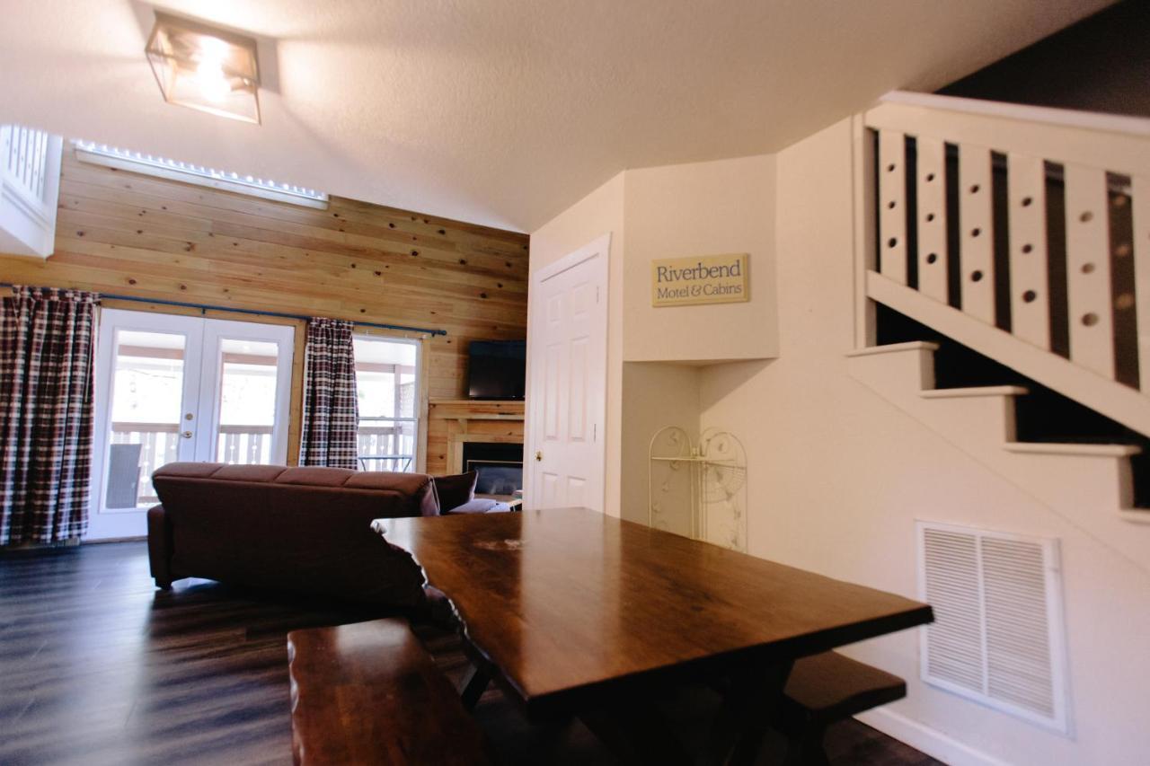 Riverbend Motel & Cabins Хелен Экстерьер фото
